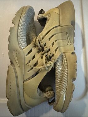Nike Air Presto in Trooper